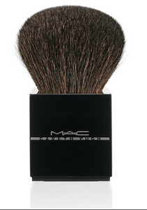 Garet-pugh-and-mac-cosmetics-buffer-brush