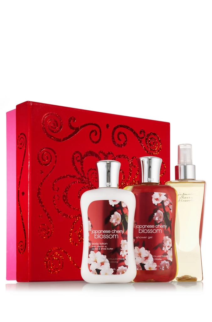 Bath & Body Works Japanese Cherry Blossom Signature Collection