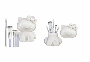  Brush Sets on Makeup Brushes   Applicators    Hello Kitty Mon Amour Brush Set