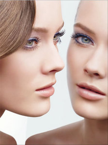 Sublimely Elegant and Feminine with new Mascara from Chanel