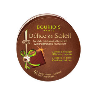 Delice_de_soleil_mineral_bronzing_foundation