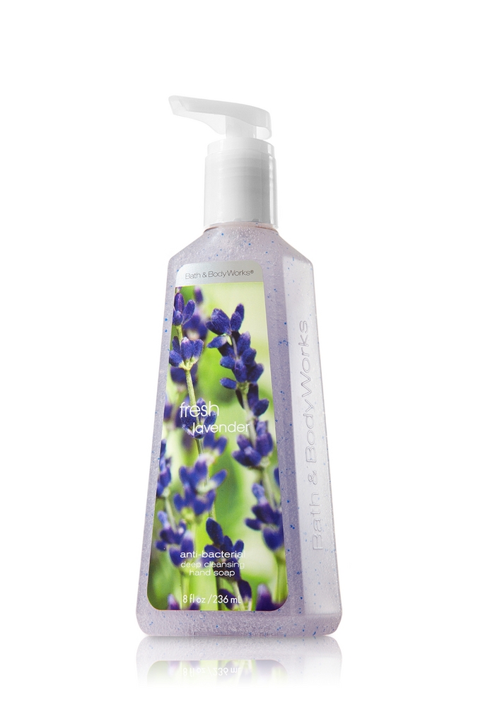 Bath & Body Works Lavender Anti-Bacterial Deep Cleansing Hand Soap