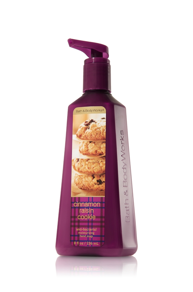 Bath & Body Works Cinnamon Raisin Cookie Anti-Bacterial Moisturizing Hand Soap