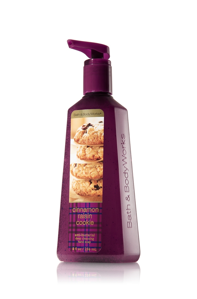 Bath & Body Works Cinnamon Raisin Cookie Anti-Bacterial Deep Cleansing Hand Soap