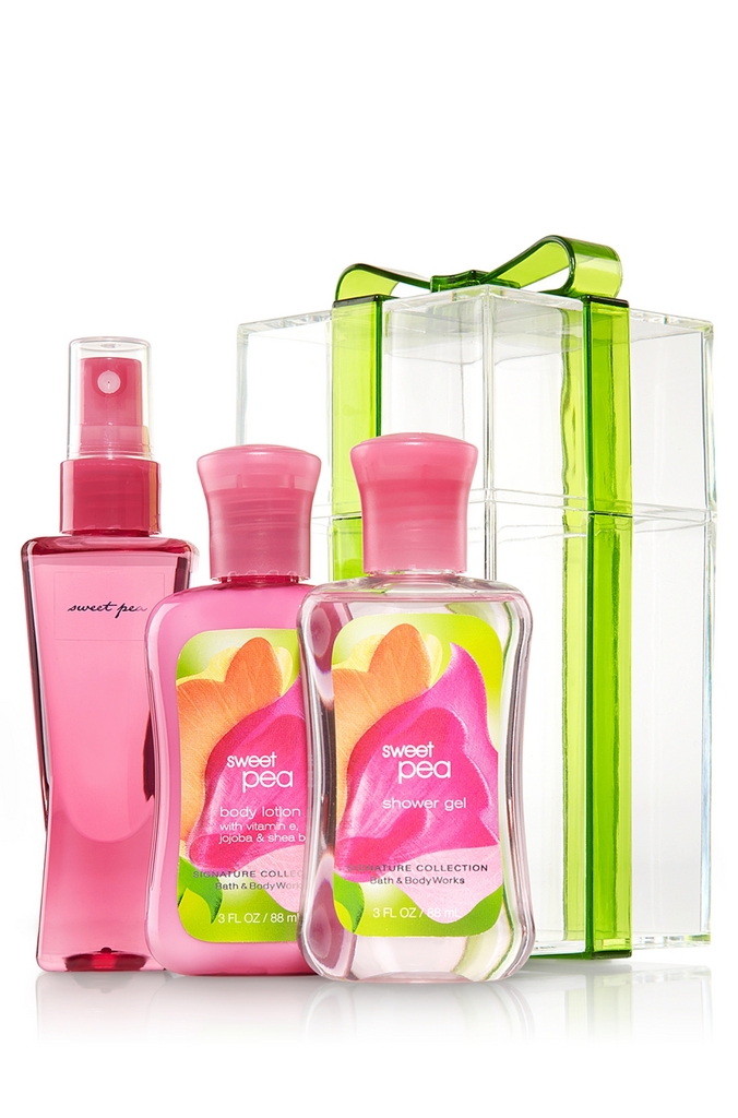 Bath & Body Works Sweet Pea® Signature Collection Mini Bow Box