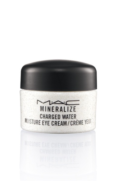 MAC Mineralize Charged Water Moisture Eye Cream