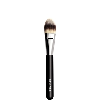 Chanel PINCEAU FOND DE TEINT FOUNDATION BRUSH #6