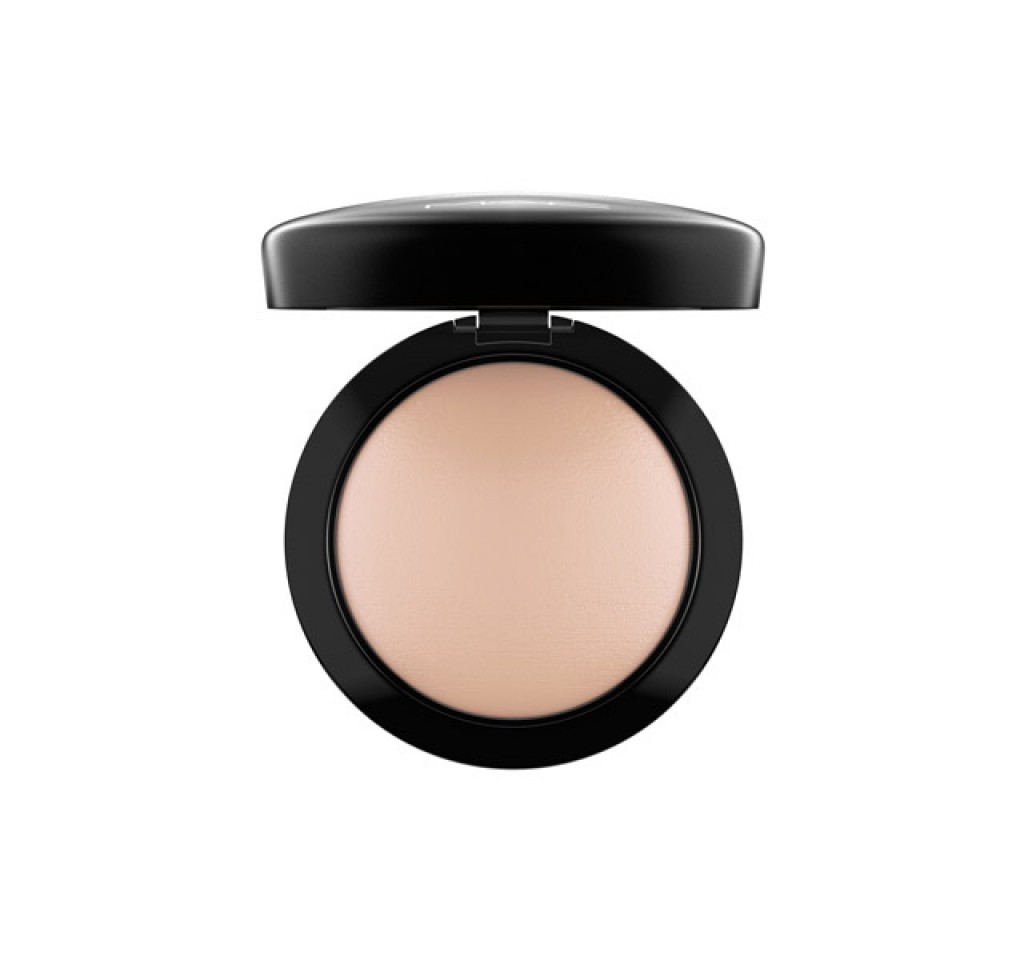 MAC Mineralize Skinfinish Natural