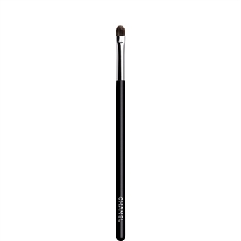 Chanel PETIT PINCEAU PAUPIÈRES ET CONTOUR SMALL CONTOUR AND SHADOW BRUSH #26