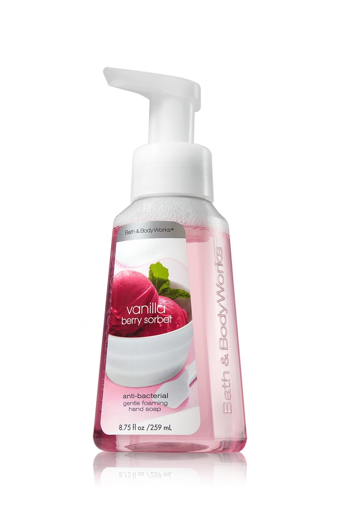 bath and body works vanilla berry sorbet hand sanitizer