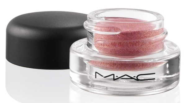MAC Glamour Daze Fluidline