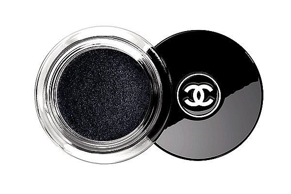 Chanel Illusion D’Ombre longwear luminous eyeshadows in Apparition