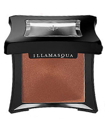 Illamasqua Gleam bronzer in Supernatural