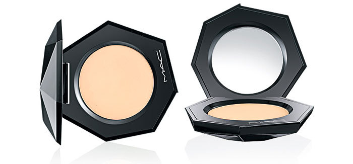 MAC Ultimate Sheer Mystery Powder