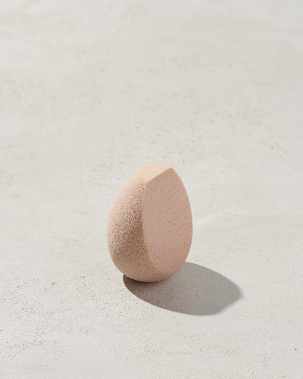 Fenty Beauty Precision Makeup Sponge