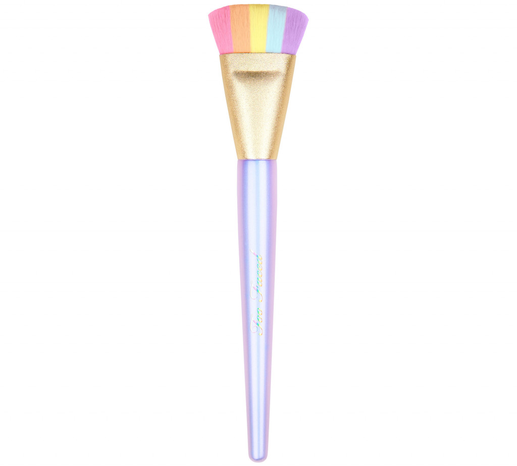 Too Faced Magic Rainbow Strobing Brush