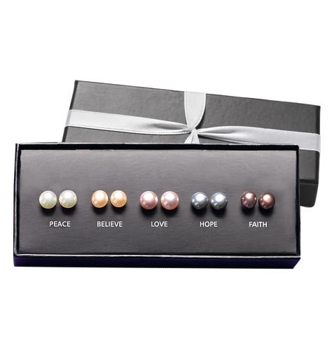 Avon Genuine Freshwater Pearl Stud Set