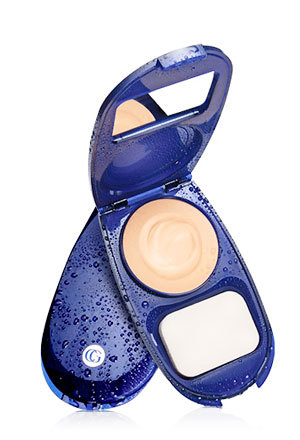 COVERGIRL CG Smoothers AquaSmooth Compact Foundation