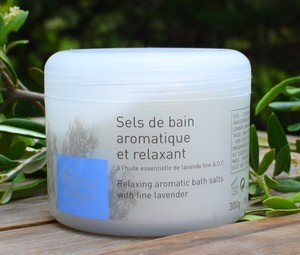 Belesso en Provence Fine Lavender Relaxing Aromatic Bath Salts
