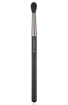 MAC 224 Tapered Blending Brush