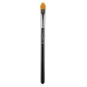 MAC 195 Concealer Brush