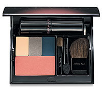 Mary Kay® Compact (unfilled)