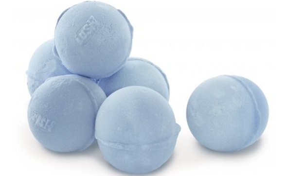 Lush WAVING NOT DROWNING BATH BOMB