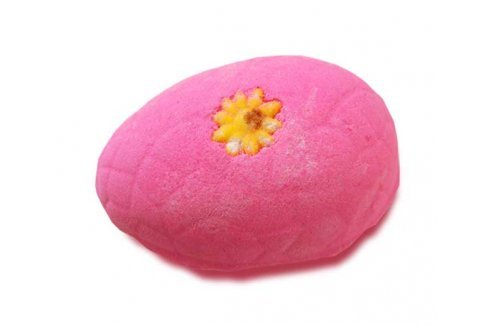 Lush Fluff Egg Bath Bomb