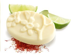 Lush Each Peach (and Two's a Pair) Massage Bar
