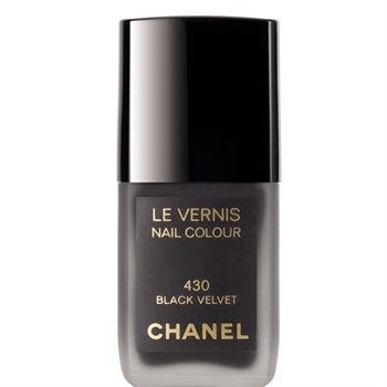 Chanel LE VERNIS BLACK VELVET NAIL COLOUR
