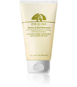Origins Never A Dull Moment™ Skin-brightening face cleanser with fruit extracts