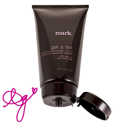 Avon mark Get A Tint Tinted Moisturizer Lotion SPF 15