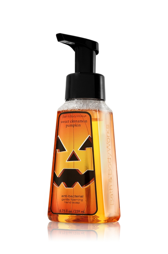 Bath & Body Works Sweet Cinnamon Pumpkin Anti-Bacterial Gentle Foaming Hand Soap