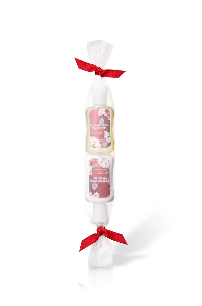 Bath & Body Works Japanese Cherry Blossom Signature Collection Mini Cello Gift Set