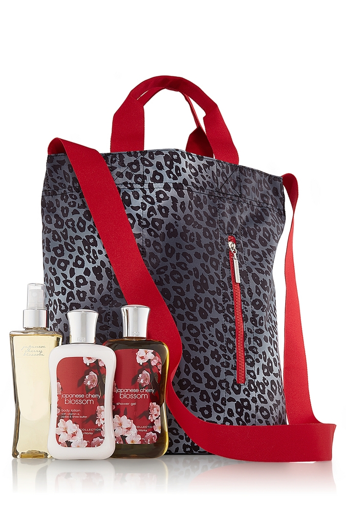 Bath & Body Works Japanese Cherry Blossom Signature Collection Tote Gift Set