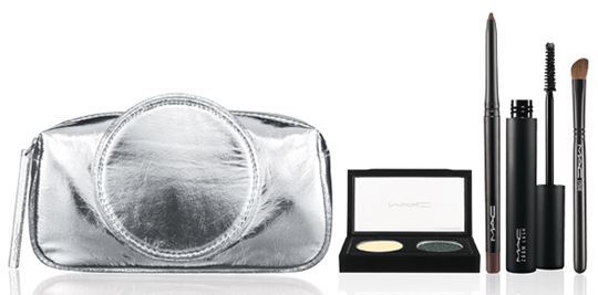MAC Ice Parade Gold Pearl Iced Delights Eye Bag