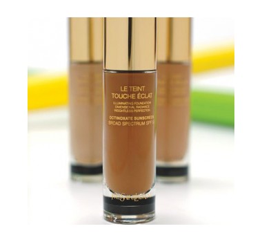 Yves Saint Laurent Touche Eclat Liquid Foundation