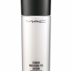 MAC Studio Moisture Fix