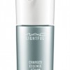 MAC Lightful Charged Essence