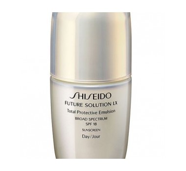 Shiseido Future Solution LX Total Protective Emulsion SPF18
