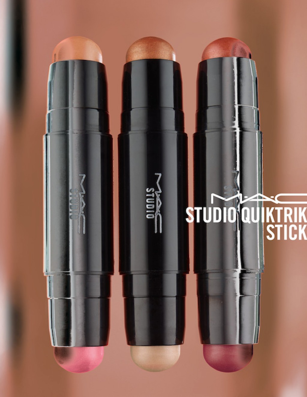kursiv har Bryggeri MAC Studio QuikTrik Stick | Makeup | BeautyAlmanac