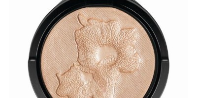 Giorgio Armani Effetto Nudo Collection