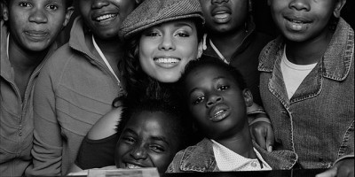 Kiehl’s Keep a Child Alive Midnight Recovery Concentrate for Alicia Keys