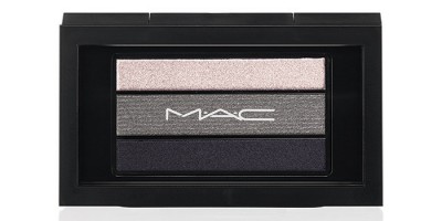 MAC Smoky Black Friday Veluxe Pearlfusion Shadow Trio 