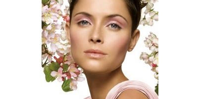 Spring Makeup Trends from Clinique: Pretty in Prints
