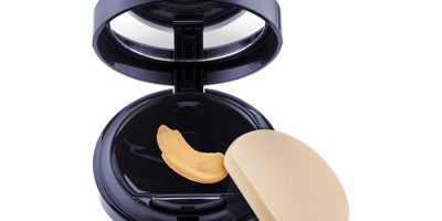 Estée Lauder launches Double Wear Makeup to Go Liquid Compact