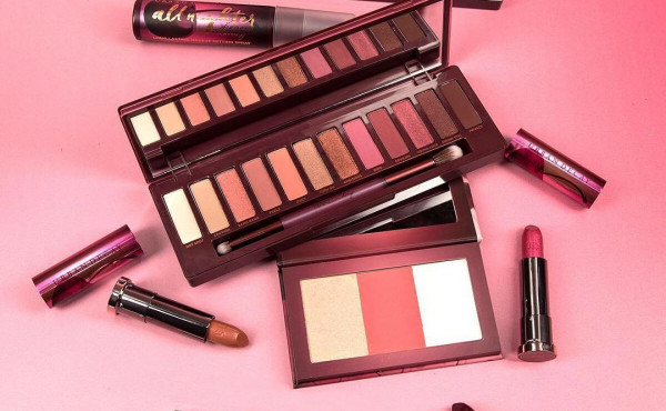 Urban Decay Naked Cherry collection