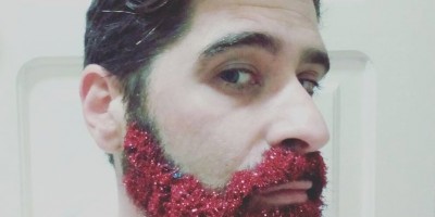 How to Glitter Your Beard - Do You Dare?
