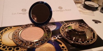 Les Diamants Bleus Collection Royale. Powder as a Jewel.