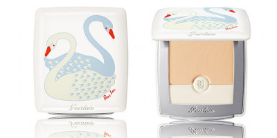 Guerlain Blanc De Perle Light Booster Brightening Compact Swans by Ros Lee